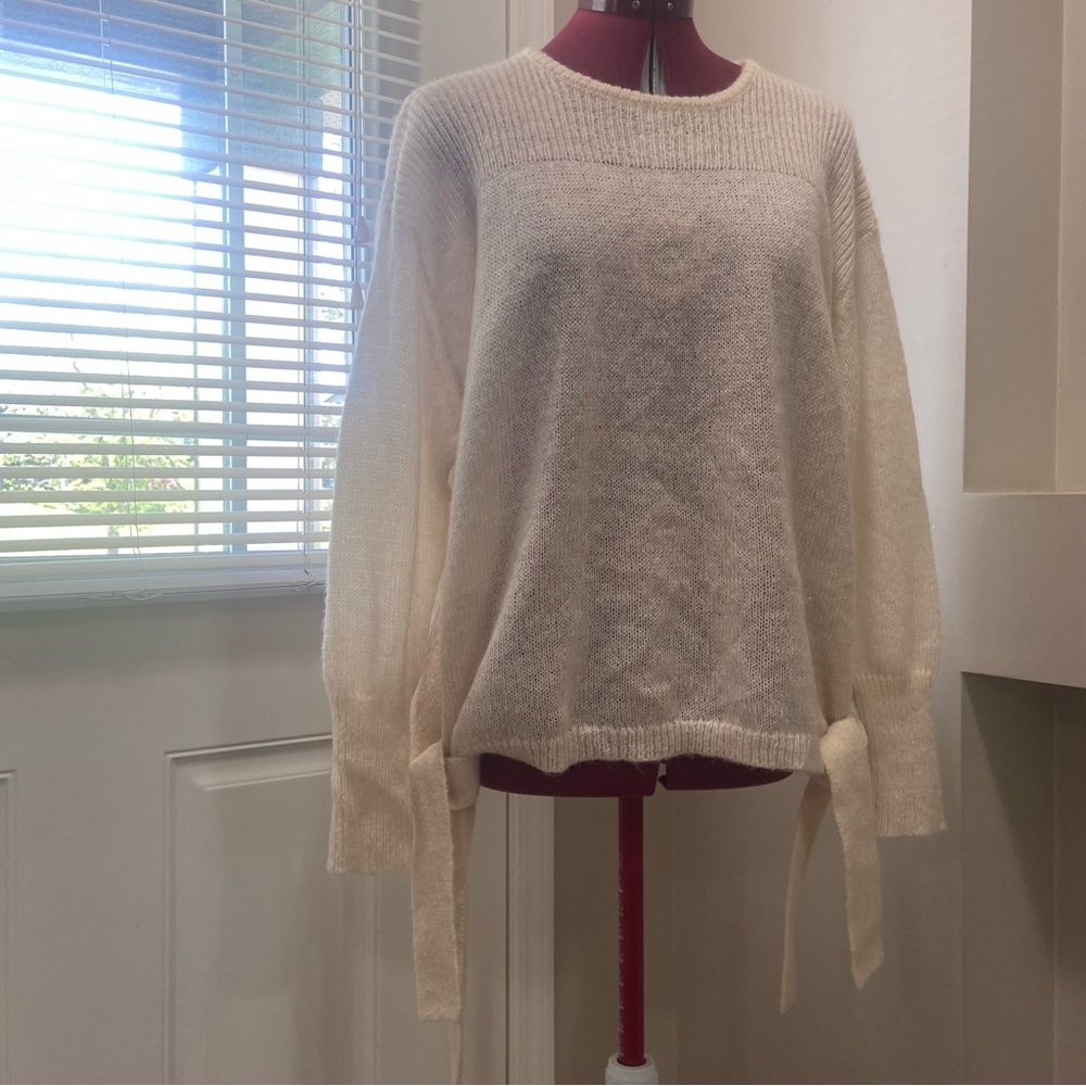 Inwear Women Elegant Cream Sweater. Size S.
